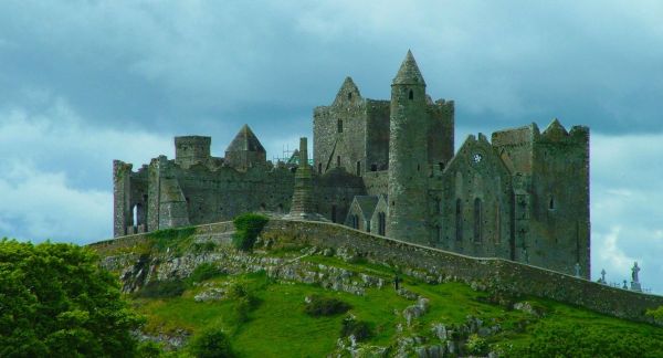 ach_rock_of_cashel