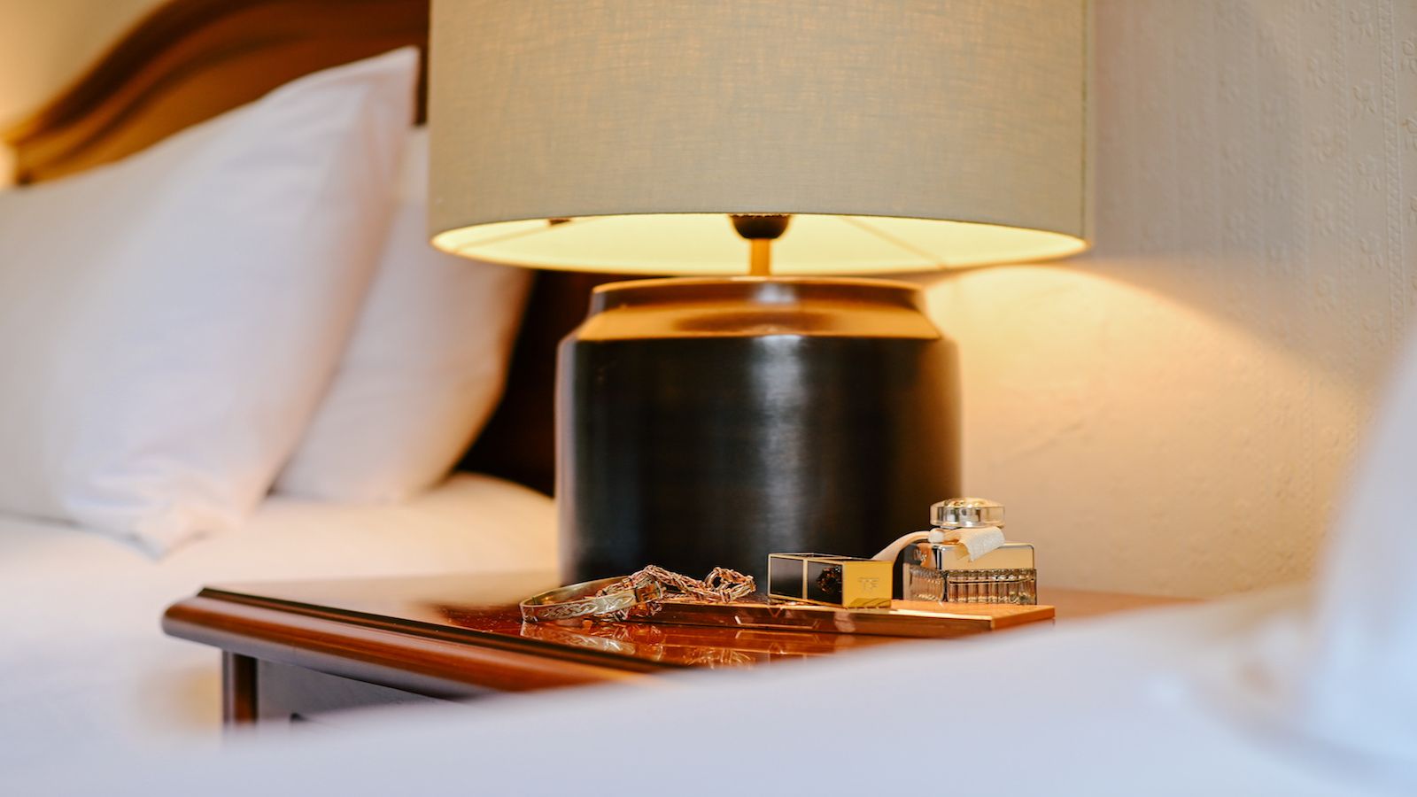 abbey-court-room-double 1