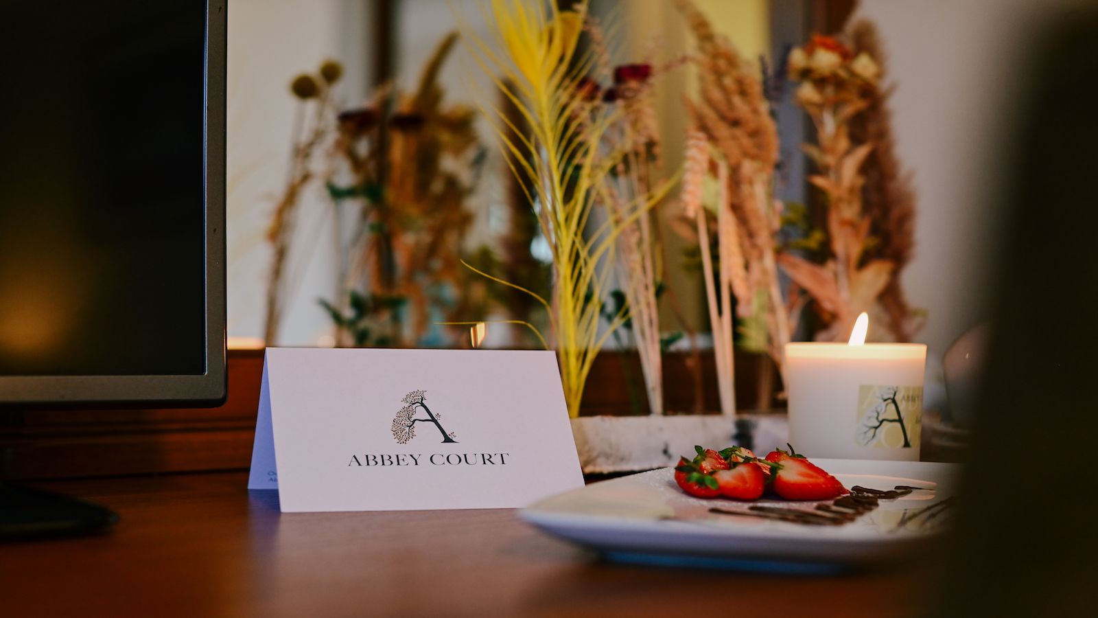 Bedroom Welcome Note 1600 900