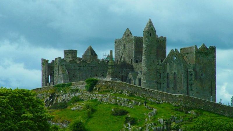 ach_rock_of_cashel