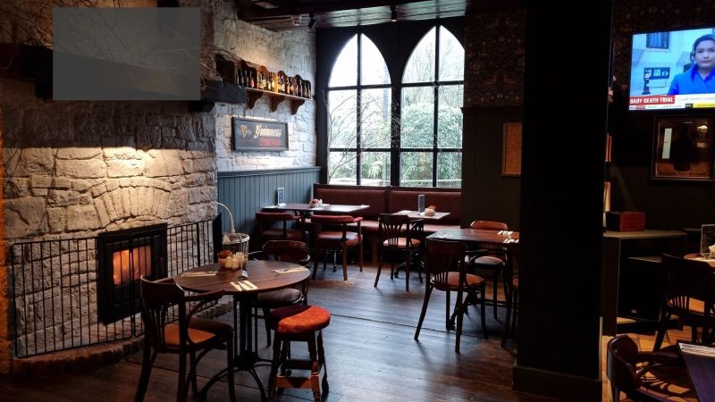 Butler's Inside Gallery (1)